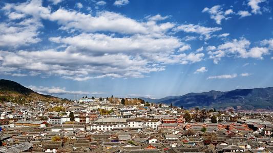 阳光下的云南情缘，云南之恋的故事