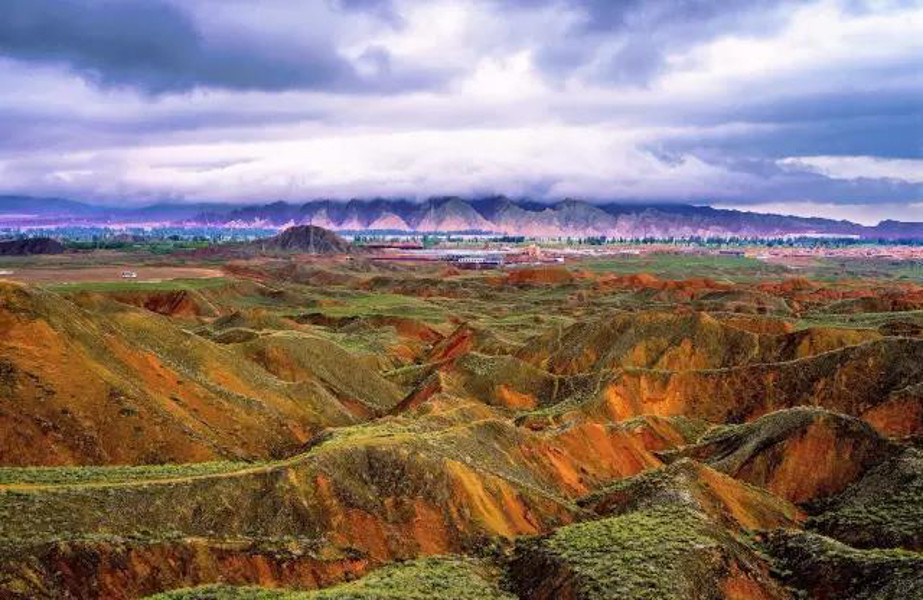 丝路明珠甘肃，丝绸之路上的播音稿风采